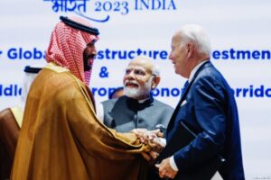 المشروع سيضم خطوطا للنقل السككي والنقل البحري تربط قارات أساسية