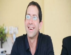 البروفيسور غال